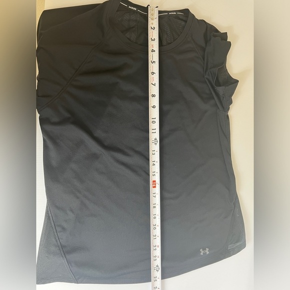 Under Armour Run Vented Women’s shirt black XL - Picture 8 of 15